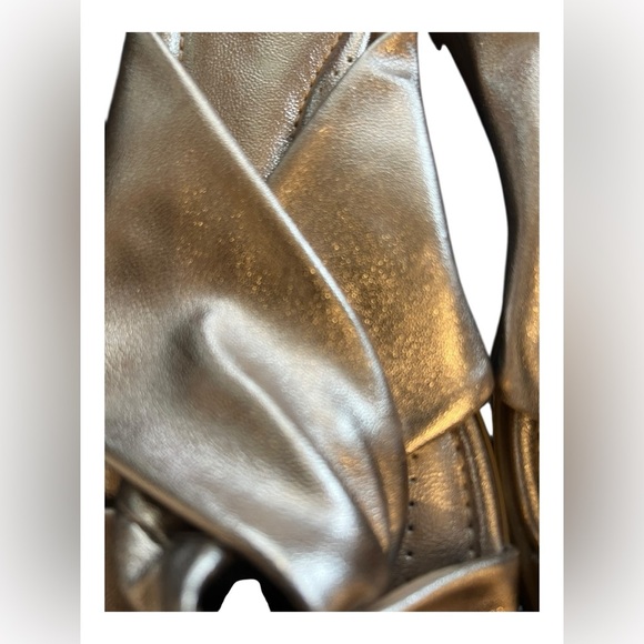 🟠Clarks Collection Metallic Slip-On Sandals – Size 8/8.5 - Picture 2 of 8